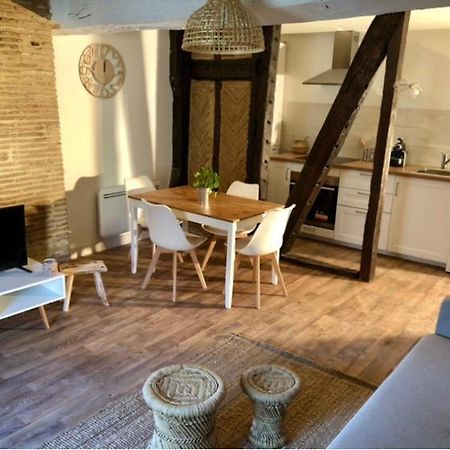 Appartement Au Coeur Du Centre Historique Bergerac Buitenkant foto