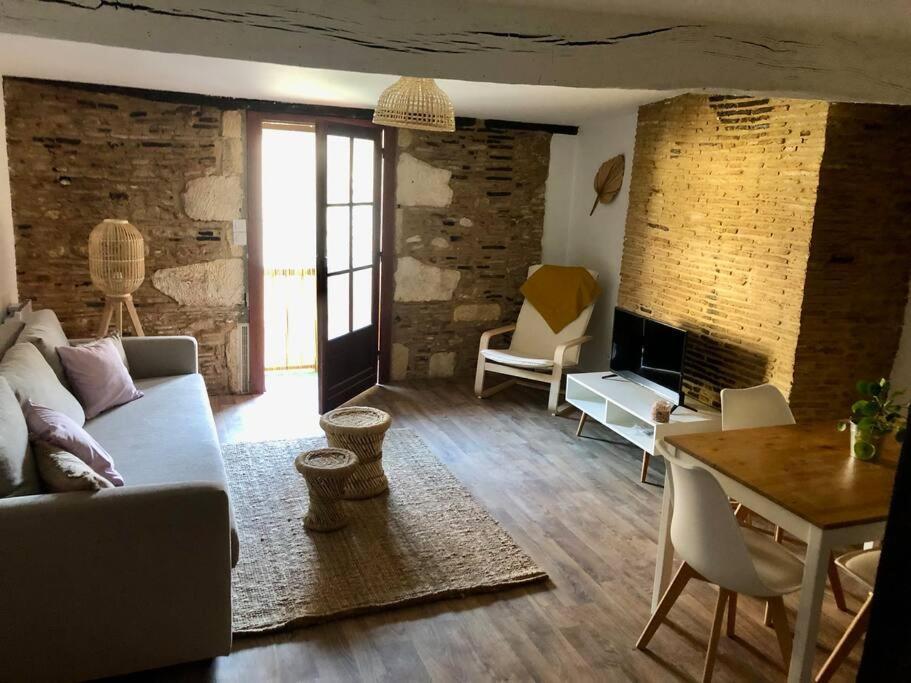 Appartement Au Coeur Du Centre Historique Bergerac Buitenkant foto
