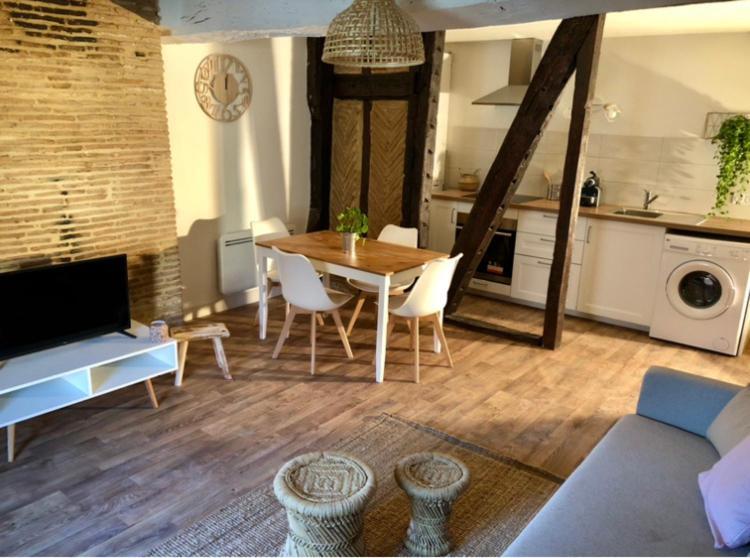 Appartement Au Coeur Du Centre Historique Bergerac Buitenkant foto